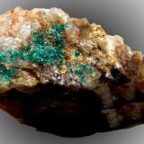 BrochantitaMina Feliz Encuentro, Sierra Almagrera, Cuevas del Almanzora, Comarca Levante Almeriense, Almería, Andalucía, España22 x 15 x 8 mm. (Autor: José Luis Zamora)