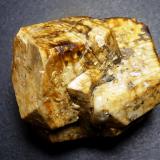 OrtoclasaLa Machota Baja outcrop, La Machota Baja, Barrio de la Estación, Zarzalejo, Comarca Sierra Oeste, Community of Madrid, Spain5 x 3 cm. (Autor: javier ruiz martin)