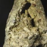 Prehnita pseudomórfica de DiópsidoCantera del Negral, Cuesta del Negral, Pozo Alcón, Comarca Sierra de Cazorla, Jaén, Andalucía, España10 x 5 x 5 cm. (Autor: Felipe Abolafia)