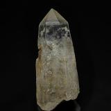 Quartz<br />Obira Mine, Bungo-Ohno City, Oita Prefecture, Kyushu Region, Japan<br />8.8 x 2.8 cm<br /> (Author: am mizunaka)