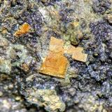 BassetitaLos Ratones Mine, Albalá, Mancomunidad Sierra de Montánchez, Cáceres, Extremadura, SpainC.d.v. 0,6 x 0,6 cm. (Autor: carles)