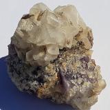 Fluorite, Calcite<br />Lead mines, Obernberg am Brenner, Innsbruck-Land District, Tyrol/Tirol, Austria<br />5,5 x 4,5 cm<br /> (Author: Volkmar Stingl)