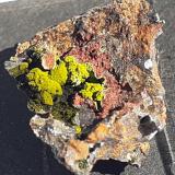 Chenevixite<br />Lavrion Mining District, Attikí (Attica) Prefecture, Greece<br />1,5 x 1,2 cm<br /> (Author: Volkmar Stingl)