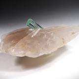 Beryl (variety aquamarine), Quartz<br />Shigar Valley, Shigar District, Gilgit-Baltistan (Northern Areas), Pakistan<br />115 mm x 62 mm x 25 mm<br /> (Author: Don Lum)