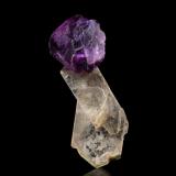 Minasgeraisite-(Y)<br />Jaguaraçu pegmatite, Jaguaraçu, Vale do Rio Doce, Minas Gerais, Brazil<br />0.5 x 0.5 x 1.5 cm / main crystal: 0.6 cm<br /> (Author: MIM Museum)