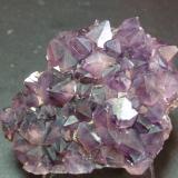 Cuarzo (variedad amatista)<br />Madagascar<br />80x70 mm<br /> (Autor: Ignacio)