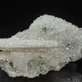 Quartz, Calcite<br />Dalnegorsk, Dalnegorsk Urban District, Primorsky Krai, Russia<br />11.1 x 9.1 cm<br /> (Author: am mizunaka)