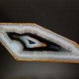 Chalcedony (variety Polyhedroid)<br />Garguelo farm, São José de Marimbas, Cachoeira dos Índios, Cajazeiras, Paraíba, Brazil<br />11.4 x 4.1 cm<br /> (Author: Michael Shaw)