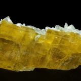Baryte, Calcite<br />Meikle Mine, Bootstrap District, Elko County, Nevada, USA<br />10.0 x 4.8 cm<br /> (Author: am mizunaka)