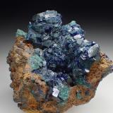 Azurite and Malachite<br />Mine Blue, Chessy-les-Mines, Les Bois d'Oingt, Villefranche-sur-Saône, Rhône, Auvergne-Rhône-Alpes, France<br />5 x 4,5 x 3 cm<br /> (Author: Benj)