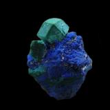 Cuprite, Malachite and Azurite<br />Chessy-les-Mines, Les Bois d'Oingt, Villefranche-sur-Saône, Rhône, Auvergne-Rhône-Alpes, France<br />2,5 cm<br /> (Author: Benj)