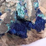 Azurite, Malachite, Tirolite, Quartz, Dolomite<br />Kogelmoos, Gallzein, Schwaz District, North Tyrol, Tyrol/Tirol, Austria<br />6 x 4,5 cm<br /> (Author: Volkmar Stingl)