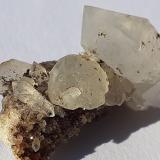 Quartz, Fluorite<br />Chengnan high speed railway tunnel, Wuyishan, Nanping Prefecture, Fujian Province, China<br />2 x 1 cm<br /> (Author: Volkmar Stingl)