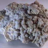 Chalcedony, Calcite<br />Hüttenberg, Sankt Veit an der Glan, Carinthia/Kärnten, Austria<br />16 x 10 cm<br /> (Author: Volkmar Stingl)