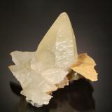 Calcite<br />Admiralty Mine, Picher Field, Picher, Tri-State District, Ottawa County, Oklahoma, USA<br />7.0 x 5.9 x 5.2 cm<br /> (Author: Michael Shaw)
