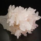 Calcite<br />Dalnegorsk, Dalnegorsk Urban District, Primorsky Krai, Russia<br />7.8 x 5.4 x 4.9 cm<br /> (Author: Michael Shaw)