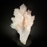 Calcite<br />Dalnegorsk, Dalnegorsk Urban District, Primorsky Krai, Russia<br />7.8 x 5.4 x 4.9 cm<br /> (Author: Michael Shaw)