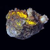 CadwaladeritaMina Victoria Segunda, Cerros Pintados, Salar de Pintados, Provincia Tamarugal, Región Tarapacá, Chile4,5 x 3,5 cm. (Autor: Antonio P. López)