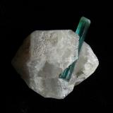 elbaite on quartz ,Kohistan,Pakistan,3,3cm,crystal 2,6cm (Author: parfaitelumiere)