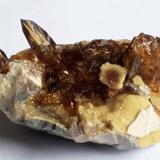 Baryte, Calcite<br />Elk Creek, Dalzell, Meade County, South Dakota, USA<br />7,5 x 5 cm<br /> (Author: Volkmar Stingl)