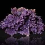 Quartz (variety chalcedony)<br />Mamuju area, Sulawesi Barat Province, Indonesia<br />16 x 10 x 8 cm<br /> (Author: MIM Museum)