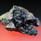 Goethita<br />Minas de La Arboleda, La Arboleda (Zugaztieta), Valle de Trápaga/Trapagaran, Comarca Gran Bilbao, Vizcaya / Bizkaia, País Vasco (Euskadi), España<br />9 x 6 cm.<br /> (Autor: Antonio P. López)