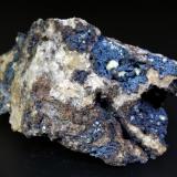 Cerusita [Cerussite], Goethita [Goethite]Corta San Valentín, Sancti Espíritu, Sierra Minera de Cartagena-La Unión, La Unión, Comarca Campo de Cartagena, Región de Murcia (Murcia), España7 x 5 cm. (Autor: Antonio P. López)