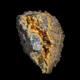Karibibita con Löllingita y SchneiderhohnitaMina Oumlil, Oumlil, distrito minero Bou Azzer, Provincia Zagora, Región Drâa-Tafilalet, Marruecos5 x 5 x 8 cm / cristal principal: 0.3 cm (Autor: Museo MIM)
