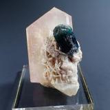 Spodumene (variety kunzite), Indicolite (Tourmaline Group), Albite<br />Kunar Valley (Konar), Kunar Province (Konar), Afghanistan<br />65 mm x 35 mm x 40 mm<br /> (Author: Don Lum)