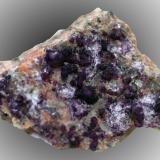 Fluorita<br />Uxes, Arteixo, Comarca A Coruña, La Coruña / A Coruña, Galicia / Galiza, España<br />46 x 28 x 15 mm.<br /> (Autor: José Luis Zamora)