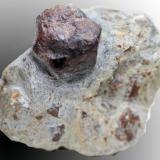 Almandino (Grupo Granate)Bama Openpit (San Rafael Claim), Picón or Minas hill, San Vicenzo de Bama, Touro, Comarca Arzúa, La Coruña / A Coruña, Galicia / Galiza, Spain50 x 43 x 27 mm. (Autor: José Luis Zamora)