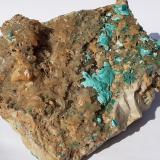 Malachite, Chrysocolla, CalciteFalkenstein, Schwaz, Zona Brixlegg-Schwaz, Distrito Schwaz, Valle Inn, Tirol Norte, Tirol, Austria16 x 15 cm (Author: Volkmar Stingl)