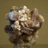 'lepidolita'Virgem da Lapa, Vale do Jequitinhonha, Minas Gerais, Brazil4,5 x 3,5 cm. (Autor: Felipe Abolafia)