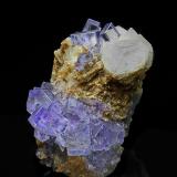 Fluorite, Calcite<br />Llamas Quarry, <i>coquera del agua</i>, Obdulia vein, Caravia mining area, Las Cabañas, Duyos, Caravia, Comarca Oriente, Principality of Asturias (Asturias), Spain<br />9.7 x 6.3 cm<br /> (Author: am mizunaka)