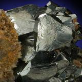 Hematite, quartz
Rio Marina, Isola d’Elba, Livorno, Toscana, Italy
65 mm x 45 mm x 40 mm

Close up (Author: Carles Millan)