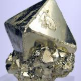 Pyrite
Mina Huanzala, Huallanca, Dos de Mayo, Huánuco, Peru
64 mm x 56 mm. Main crystal: 52 mm tall, 42 mm on edge (Author: Carles Millan)