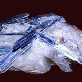 Kyanite
Virgen da Lapa (Minas Gerais)
Brazil
40 x 25 x 33 cm (Author: Granate)