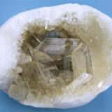 Gypsum
Alabaster quarries, Cerro Patillas, Fuentes de Ebro, Zaragoza, Aragón, Spain
86 mm x 82 mm. Main crystal size: 36 mm x 15 mm (Author: Carles Millan)