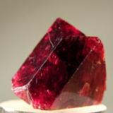 Spinel - SC 198.jpg (Author: John S. White)