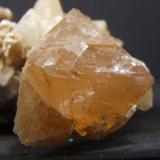 Scheelite crystal 15 mm along the edge (Author: nurbo)