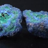 Azurite Malachite nodule, Mogok Burma. (Two pieces fit together perfectly) each half is around 30 x 25 mm (Author: nurbo)