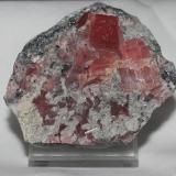 Rhodochrosite with quartz from Sweet Home Mine, Colorado. 6x5x2 cm. (Author: Jessica Simonoff)