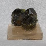 Sphalerite from Septemvri Mine, Bulgaria. 2x2x2 cm. (Author: Jessica Simonoff)