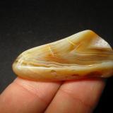 Little agate tumbler from Sella, Niederlausitz, Brandenburg. (Author: Andreas Gerstenberg)