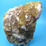 Sulphur, calcite
Sicily, Italy
116 mm x 84 mm (Author: Carles Millan)