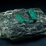 Emerald crystals on matrix rock, Izumrudnye Kopi, Malyshevo, Ekaterinburg , Ekaterinburgskaya Oblast, Middle Urals, Russia
 
Size 74 x 40 x 34 mm (Author: olelukoe)