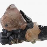 Fluorite, Galena, Pyrite. 5x7x4,5 cm (Author: José Miguel)