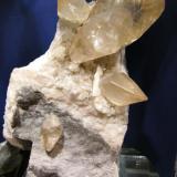 Calcita
Minas de la Florida - Cantabria - España
cristal p 7 cm
Calcitas  en escalenoedros (Autor: Diego Navarro)