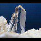 YESO. zaragoza, cristal de 4cm.jpg (Autor: josminer)