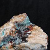 Hemimorfita tintada de rosasita, Mina Antonina, Sobrado (Toral de los Vados), León, Castilla y León.  Pieza 8x7, Cristales 5mm (Autor: bolesminerales)